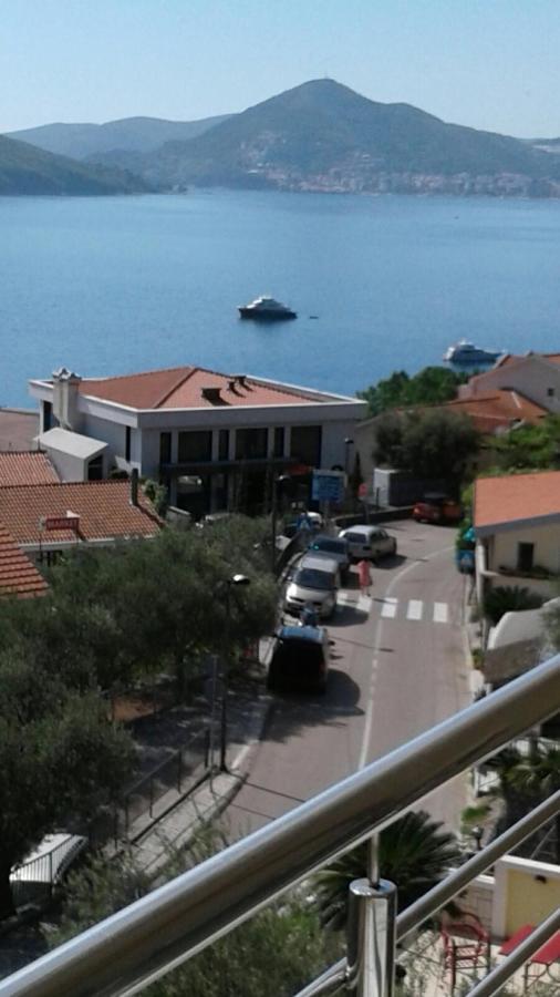 Bmv Room With East Island View Свети Стефан Екстериор снимка