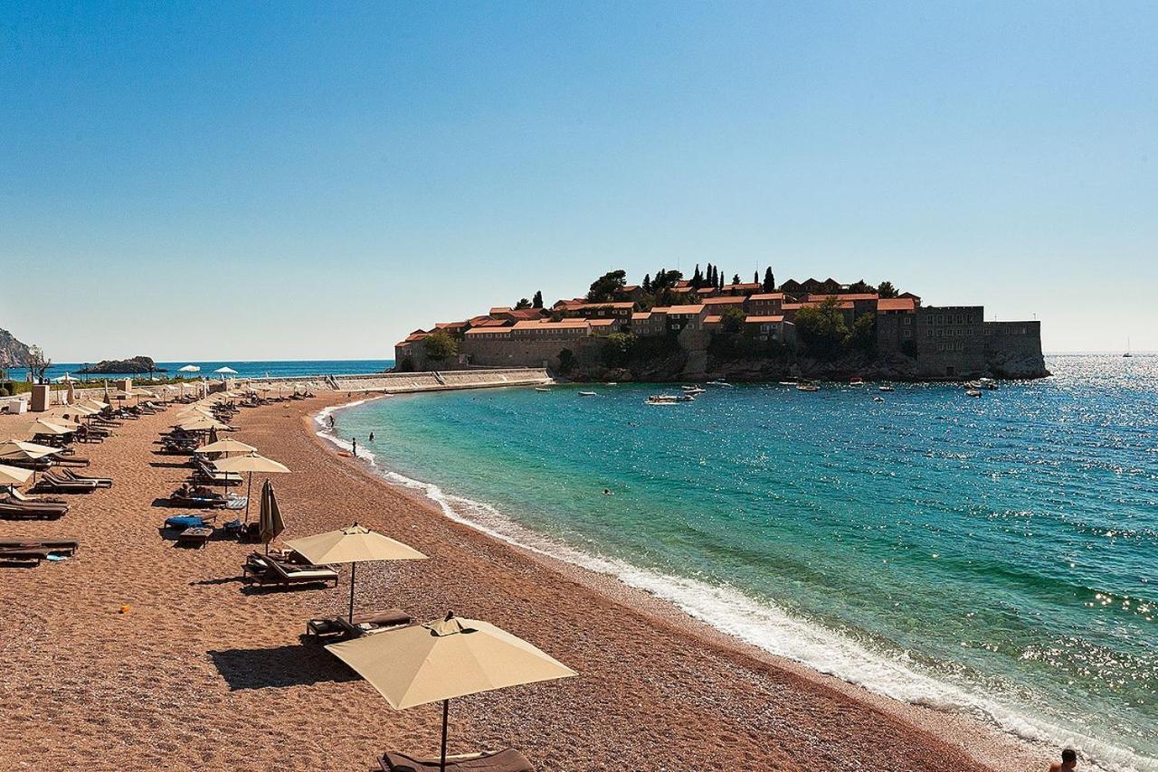 Bmv Room With East Island View Свети Стефан Екстериор снимка